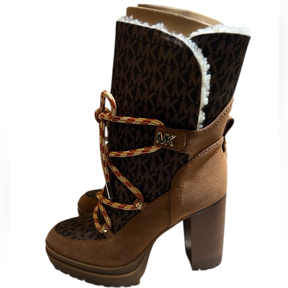 Michael Kors Culver Logo Print Platform Boot - Picture 4 of 14